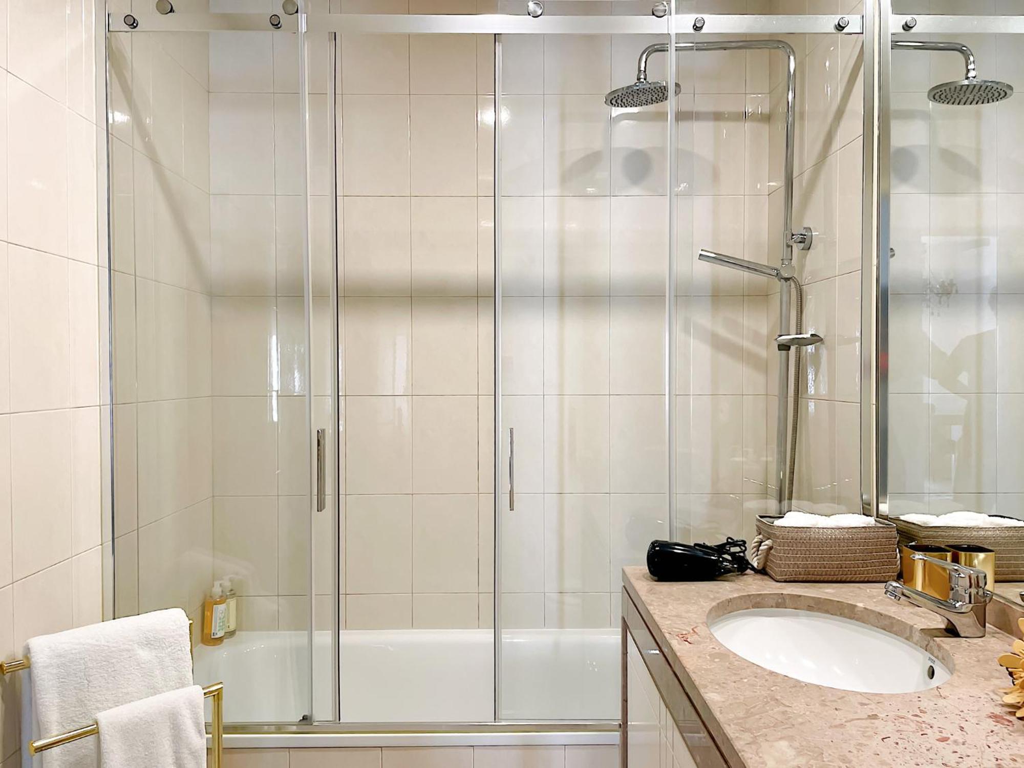 Prestige Entire 3 Bedroom Luxury Apartamento
