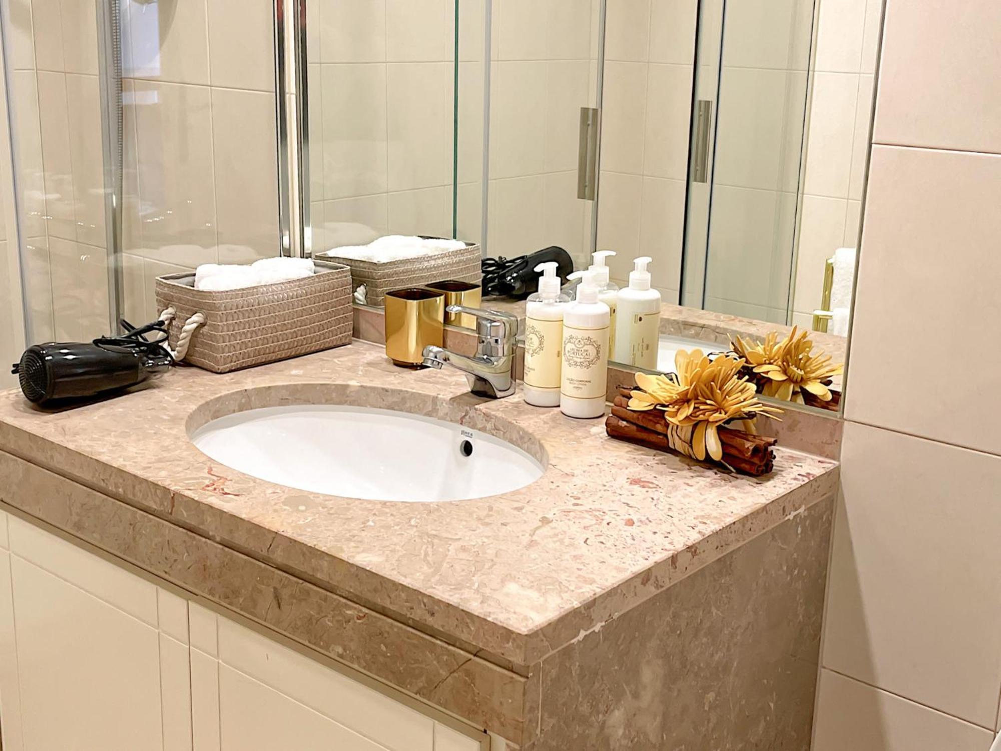 Apartamento Prestige Entire 3 Bedroom Luxury Lisboa
